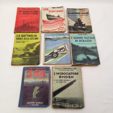 Lotto di 8 libri tema Marina Militare italiana e uno tedesca anni 30