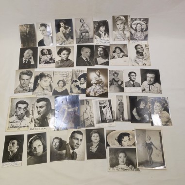 Lotto di 37 fotografie attori- cantanti anni 50/60 con autografi originali