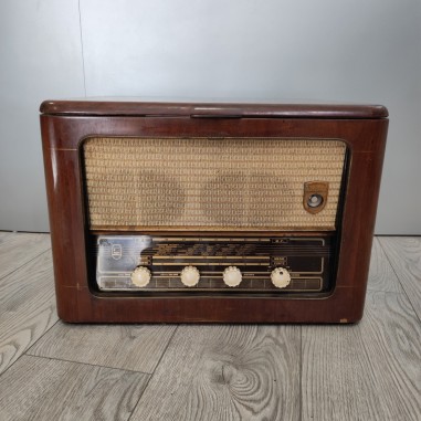 Radio Radiomarelli RD168 anni 50/60 con giradischi Lesa usato