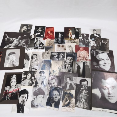 Blocco 47 cartoline cantanti lirici anni 50/70 alcune autografate Alcune segnate