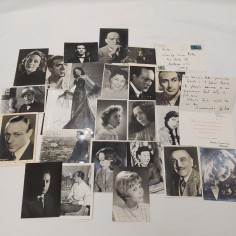 Blocco 26 foto e cartoline di attori autografate anni 50/60 alcune con dedica