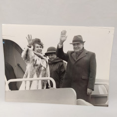 Lotto 5 foto Gorbachev e moglie Raisa visita nel Regno Unito 1987 Buono 2