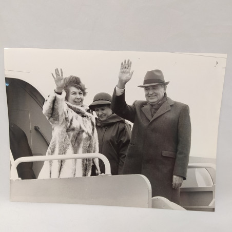 Lotto 5 foto Gorbachev e moglie Raisa visita nel Regno Unito 1987 Buono