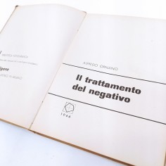 Trattamento del negativo 1946 A. Ornano Annotazioni in copertina Ingiallimenti 2