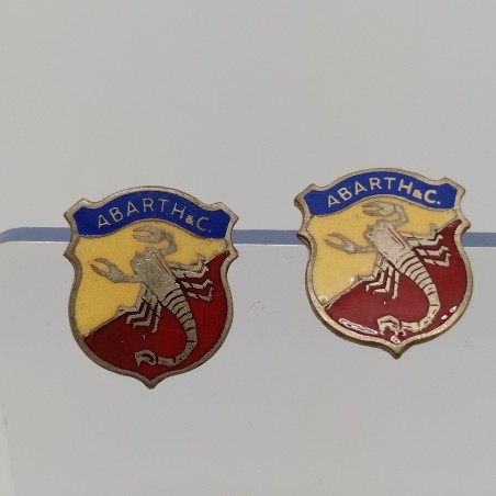 Coppia fregi originali smaltati ABARTH & C. 17x20 mm