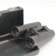 Binocolo tedesco pieghevole Zeiss 8x20 in confezione originale.