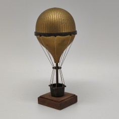 Mongolfiera in metallo e plastica h. 16 cm periodo anni 50/60 2