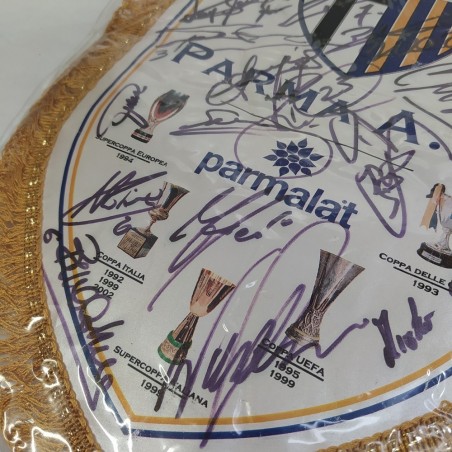Gagliardetto del Parma calcio con autografi in originale - Buono