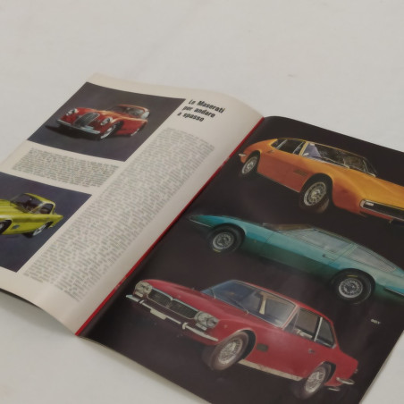 Opuscolo Quattroruote La leggenda Maserati 1971 - Buono
1971, buone condizioni