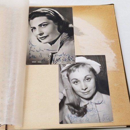 Lotto 40 autografi attori vari, 2 foto Isabella Rossellini - Buono