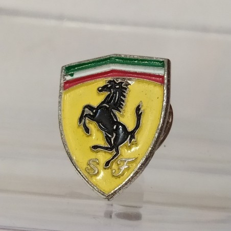 Cartellina Ferrari rossa in cuoio con spillino in cofanetto - Macchie