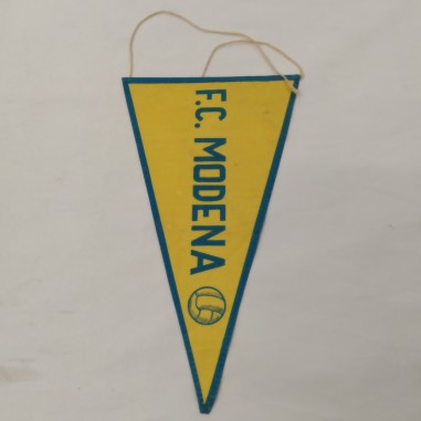 Bandierina Modena F.C. Calcio leggermente scolorita