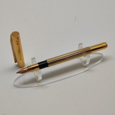 Silografica OMAS in acciaio color oro e pennino oro 585 M usata