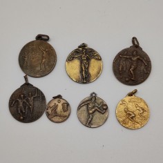 Lotto di 7 medaglie sportive in bronzo periodo anni 20/30 2