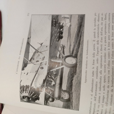 Lotto di 2 volumi "L’uomo e l’aria" anno 1939
