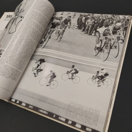 Dieci anni con il ciclismo - Salvarani Noi + Voi  anno1973 buono
