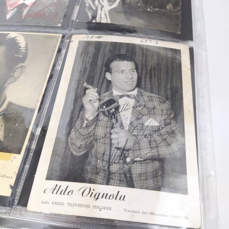 Collezione con oltre 220 autografi attori cantanti anni 50/60