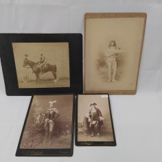 Lotto di 4 foto originali fine '800 attori con autografi