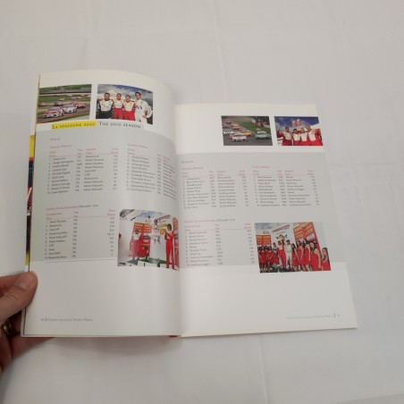 FERRARI Corse Clienti Attività Modelli Programmi 2011