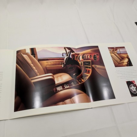 BENTLEY brochure gamma veicoli ed. Italiana 1993
