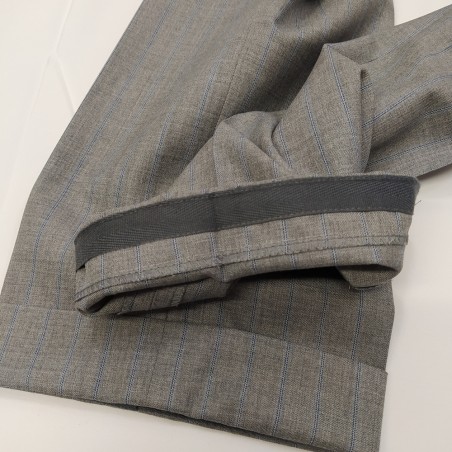 Abito uomo Sartoria Rossi tg 48 colore grigio con righe blu usato