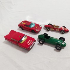 CORGI TOYS lotto di 4 modellini macchinine Ferrari, Chevrolet B.R.M. 2