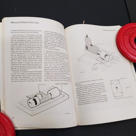 Libro Manual of electric radio control cars Bill Burkinshaw 1987