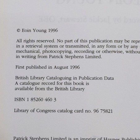 Libro It beats working My 35 years inside motor racing Eoin Young 1996