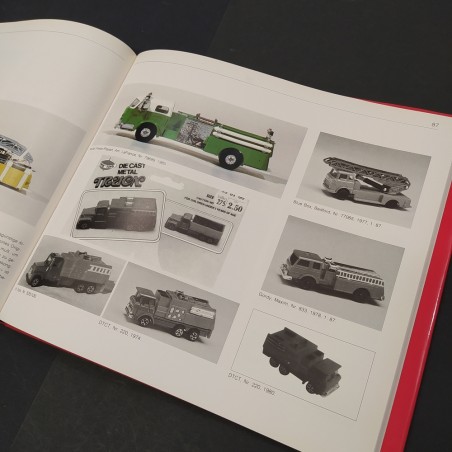 Libro Feuerwehrmodelle Fahrzeuge und Feuerwachen Thomas W. Herminghaus 1987