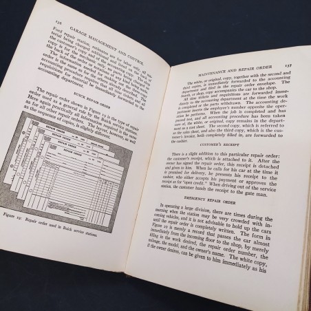 Libro Garage management and control Joseph E. Mills 1928