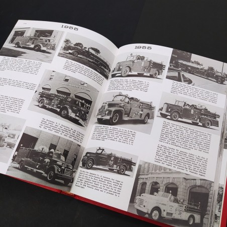 Libro American fire engines since 1900 Walter McCall 1976