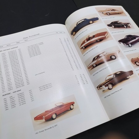 Libro Promotional cars & trucks 1934-1983 Steve Butler 2001
