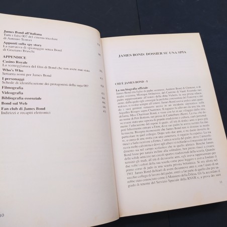 Libro Guida completa a James Bond 2000