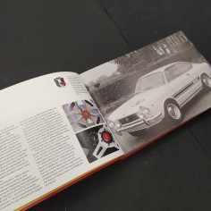 Car badges The ultimate guide to automotive logos worldwide Giles Chapman 2005 2
