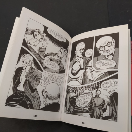 Libro Diabolik Le origini del mito 1 Angela e Luciana Giussani 2008