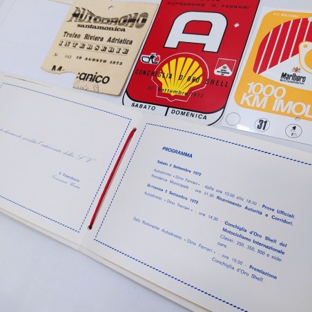 Lotto di 27 tra lasciapassare tagliandi biglietti ingresso gare moto 1972-1976