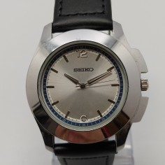 Orologio Seiko cassa acciaio mov quarzo (raro) usato con scatola