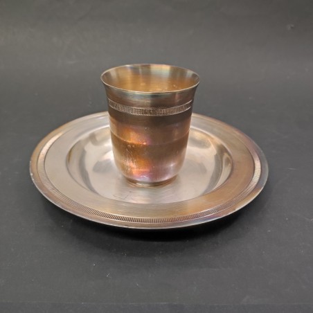 Christofle set piattino e bicchiere con bella ossidazione