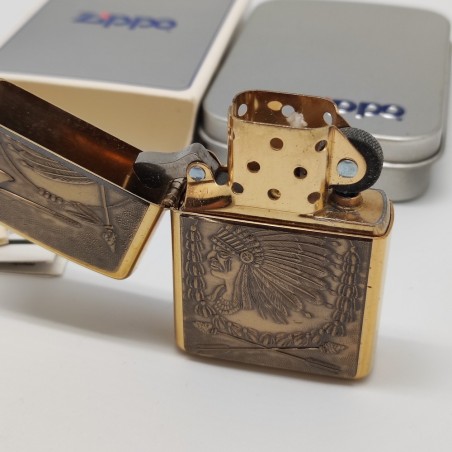 Accendino Zippo in ottone 254BBS Capo Indiano B142 nuovo