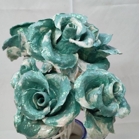 Lotto di 5 rose di cartapesta colore blu e bianco con glitter h. 60 cm