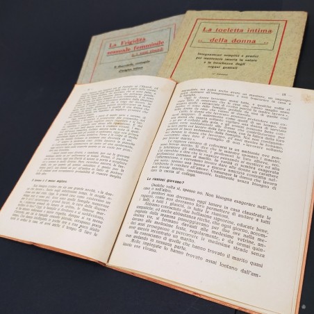 Lotto di 5 libretti / manuali anni 30 Editore Hermes Milano, mondo femminile
