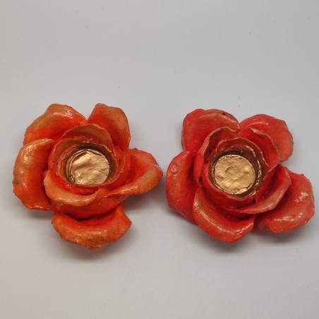 2 rose in cartapesta centrotavola porta candela colore arancio e oro d. 10/12 cm