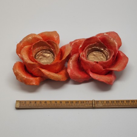 2 rose in cartapesta centrotavola porta candela colore arancio e oro d. 10/12 cm