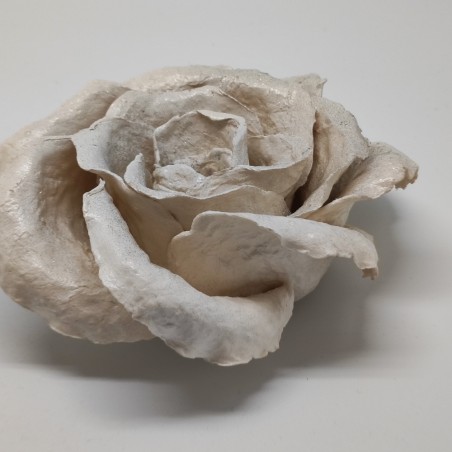 2 rose in cartapesta centrotavola colore bianco d. 12 cm