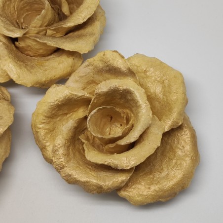 3 rose in cartapesta centrotavola colore oro d. 12 cm