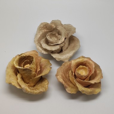 3 rose in cartapesta centrotavola colore oro porta candela sottile d. 14 cm