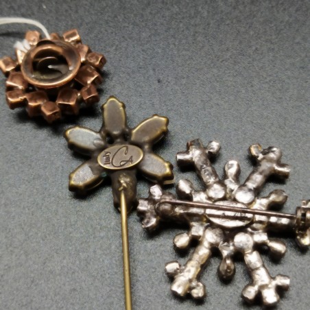 3 spille e due soprammobili nuovi ex negozio articoli da regalo