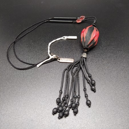La Murrina collana con ciondolo in pasta nero e rosso e nappa di perline nere