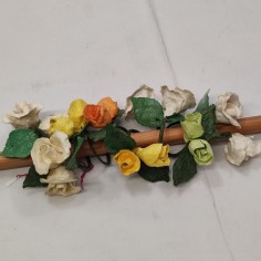 Lotto di 8 fiori finti in cartapesta arrotolati ad anello per chiudi tovaglioli