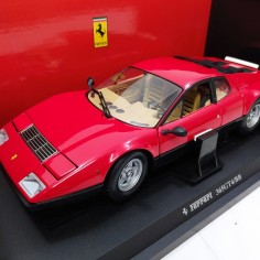 Modellino Kyosho Ferrari 365 GT4/BB rossa scala 1/18 con scatola originale 2